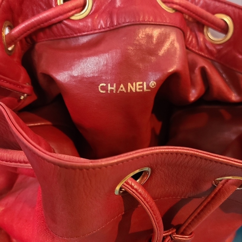 ✨️ CHANEL Vintage Bucket Bag - Picture 11 of 16